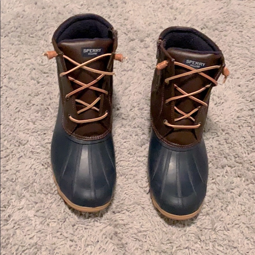 Size 12 Sperry Duck Boots